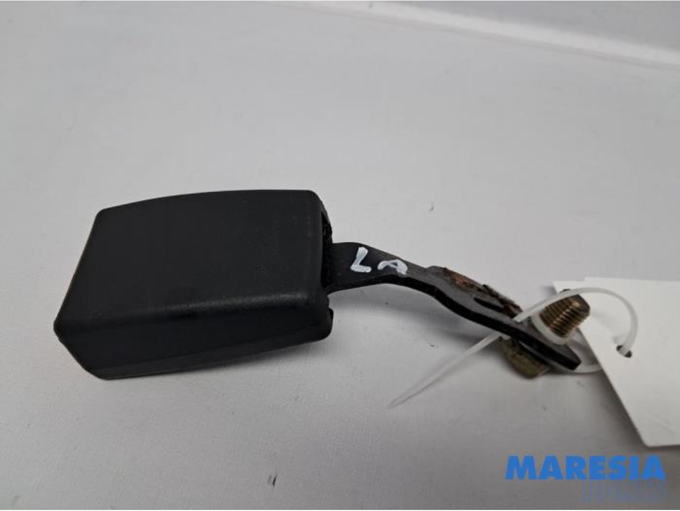 Alfa Romeo - Brera - Rear seatbelt buckle, left