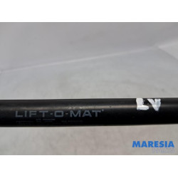 Alfa Romeo - Brera - Gasdemper Motorkap links