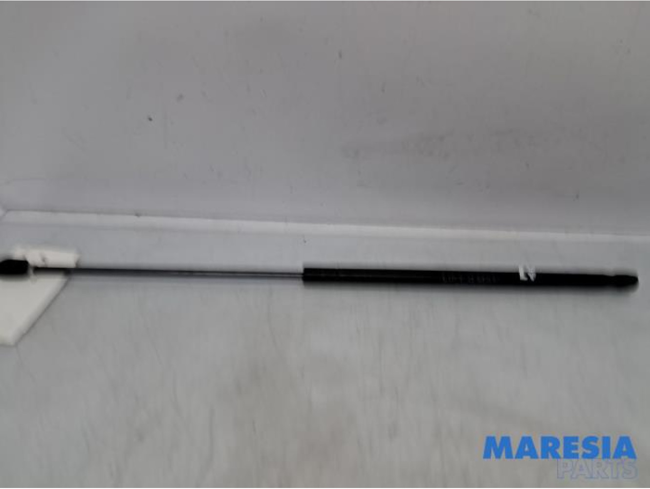 Alfa Romeo - Brera - Gasdemper Motorkap links