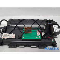 Peugeot - 5008 - Navigation display