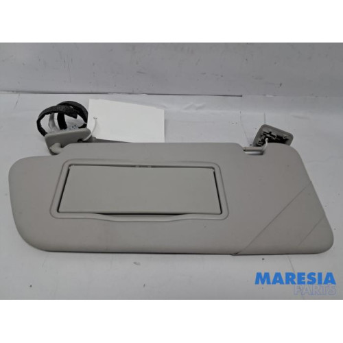 Peugeot - 5008 - Sonnenblende