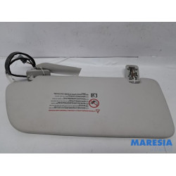 Peugeot - 5008 - Sun visor