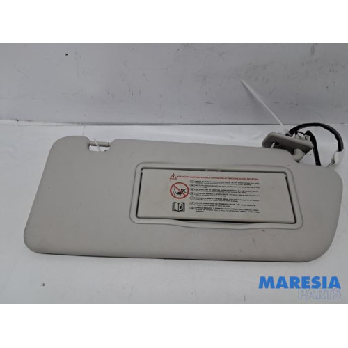 Peugeot - 5008 - Sun visor