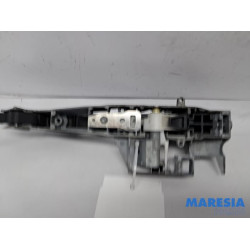 Peugeot - 5008 - Portiergreep 4Deurs links-achter