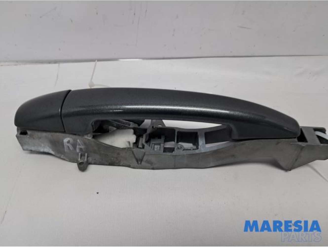 Peugeot - 5008 - Poignée portière 4portes arrière droite