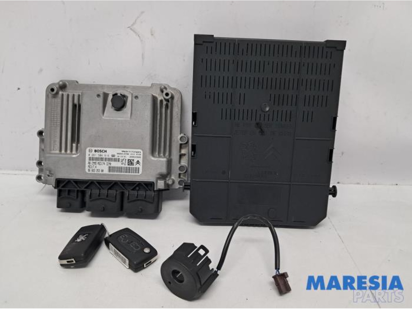 Peugeot - 5008 - Engine management computer