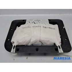 Peugeot - 5008 - Right airbag (dashboard)