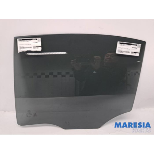 Alfa Romeo - Giulia - Portierruit 4Deurs links-achter