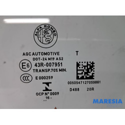 Alfa Romeo - Giulia - Door window 4-door, front right