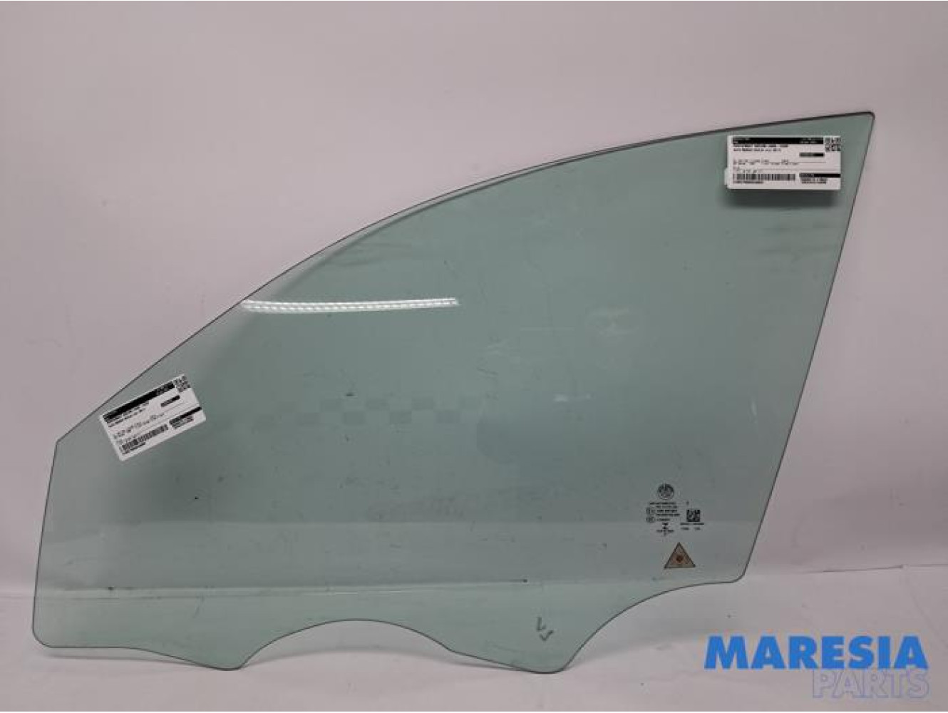 Alfa Romeo - Giulia - Door window 4-door, front left