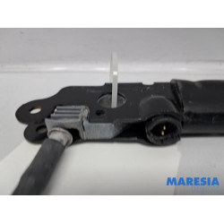 Alfa Romeo - Giulia - Gordelspanner links