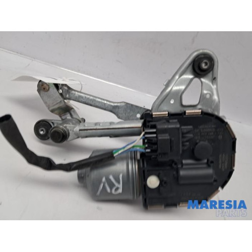 Peugeot - 5008 - Front wiper motor