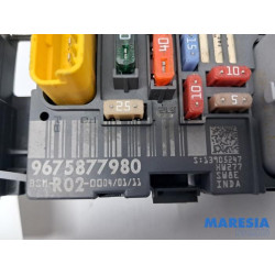 Peugeot - 5008 - Fuse box