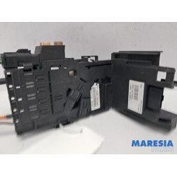 Peugeot - 5008 - Fuse box