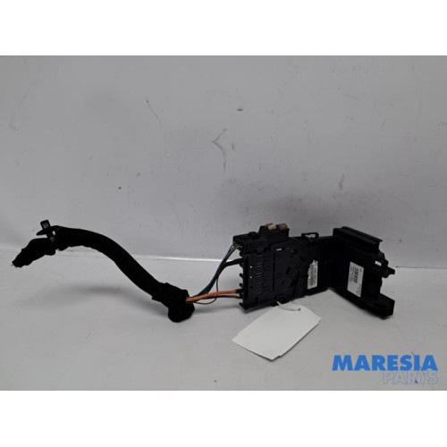 Peugeot - 5008 - Fuse box