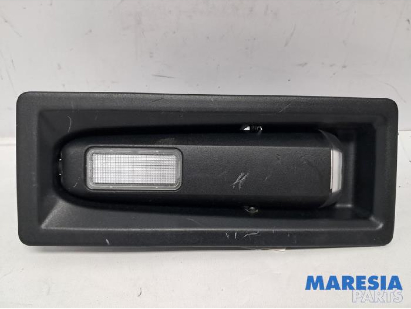 Peugeot - 5008 - Binnenverlichting achter