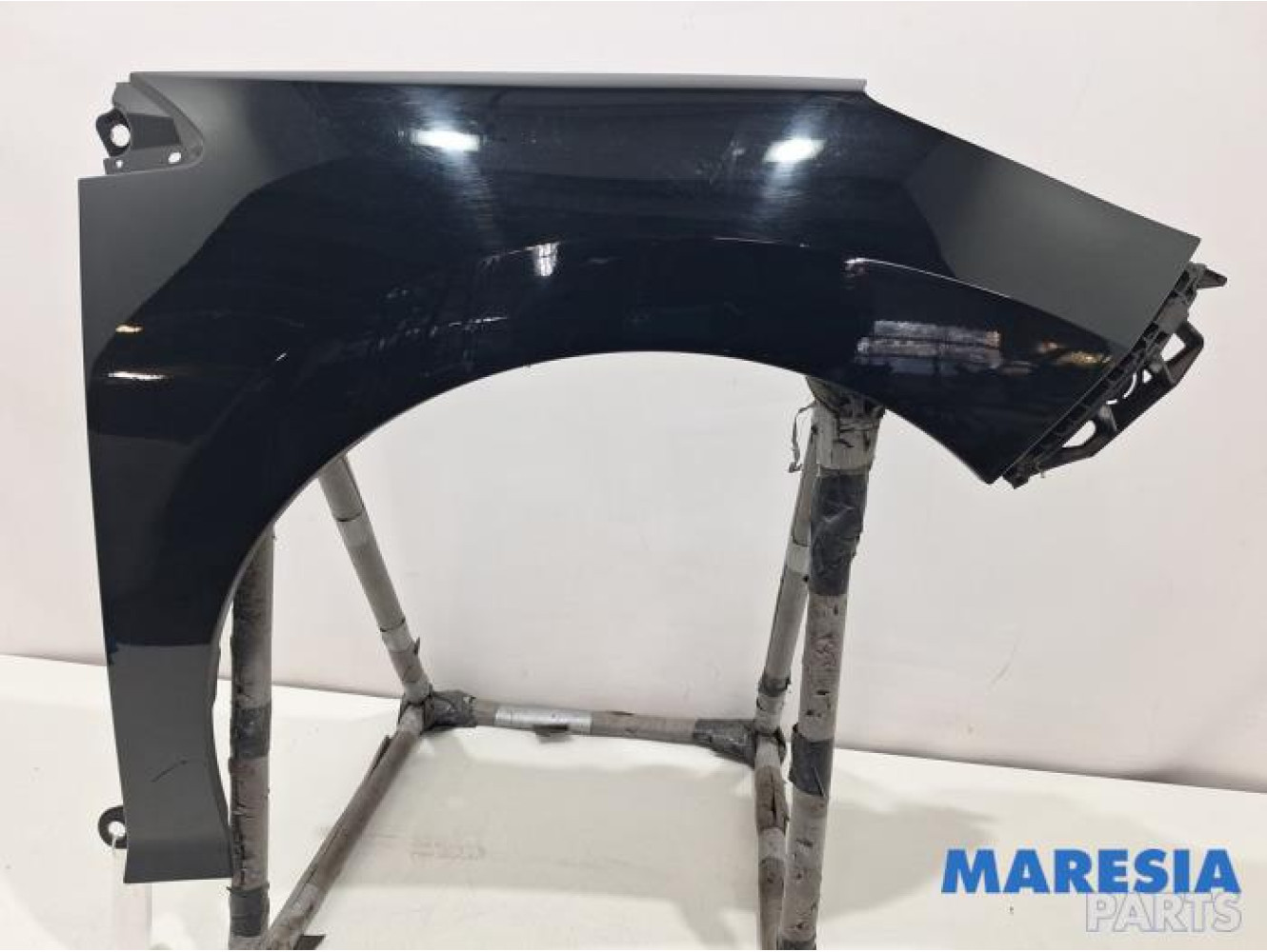 Peugeot - 308 - Kotflügel rechts vorne