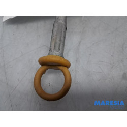 Alfa Romeo - Giulia - Oil dipstick