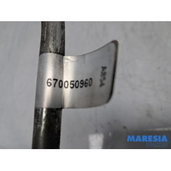 Alfa Romeo - Giulia - Oil dipstick