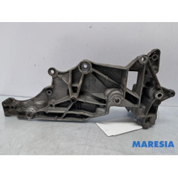 Peugeot - Boxer - Alternator upper bracket