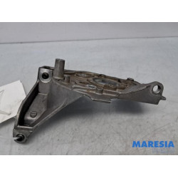 Peugeot - Expert - Steun dieselpomp