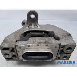 Alfa Romeo - Brera - Motorsteun