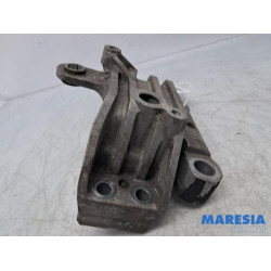 Alfa Romeo - Brera - Motorsteun