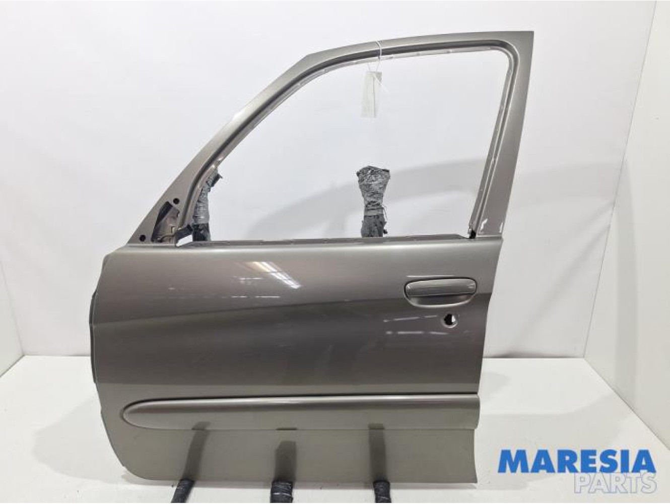 Citroen - Xsara Picasso - Door 4-door, front left