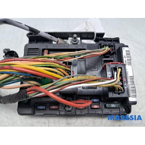Citroen - Xsara Picasso - Fuse box