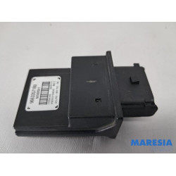 Peugeot - 5008 - Relais