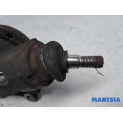 Peugeot - 5008 - Achsschenkel rechts vorne