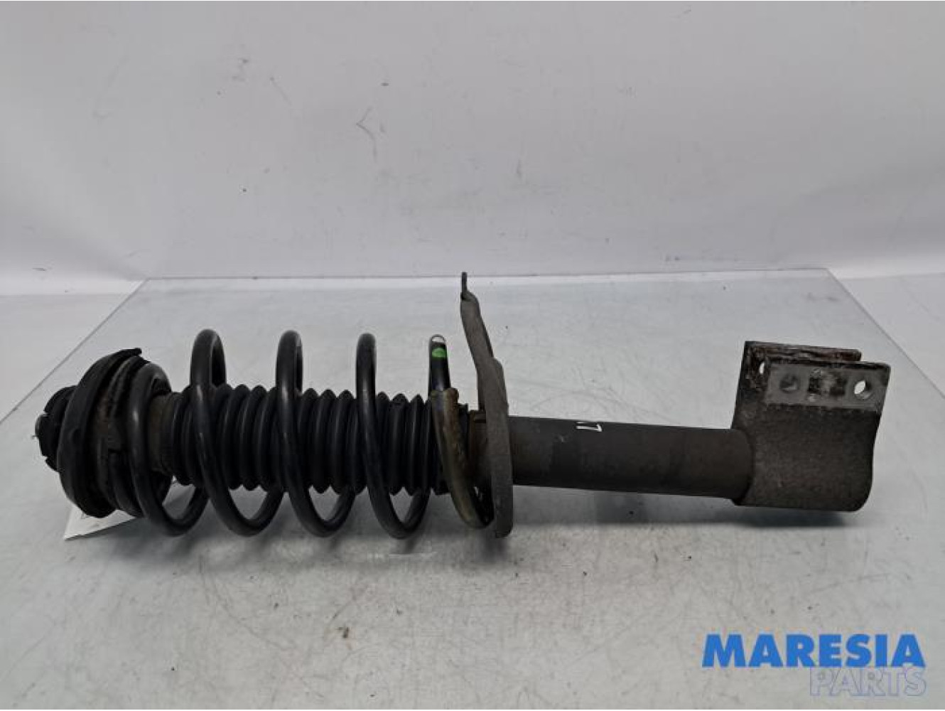 Peugeot - 5008 - Schokdemperpoot links-voor