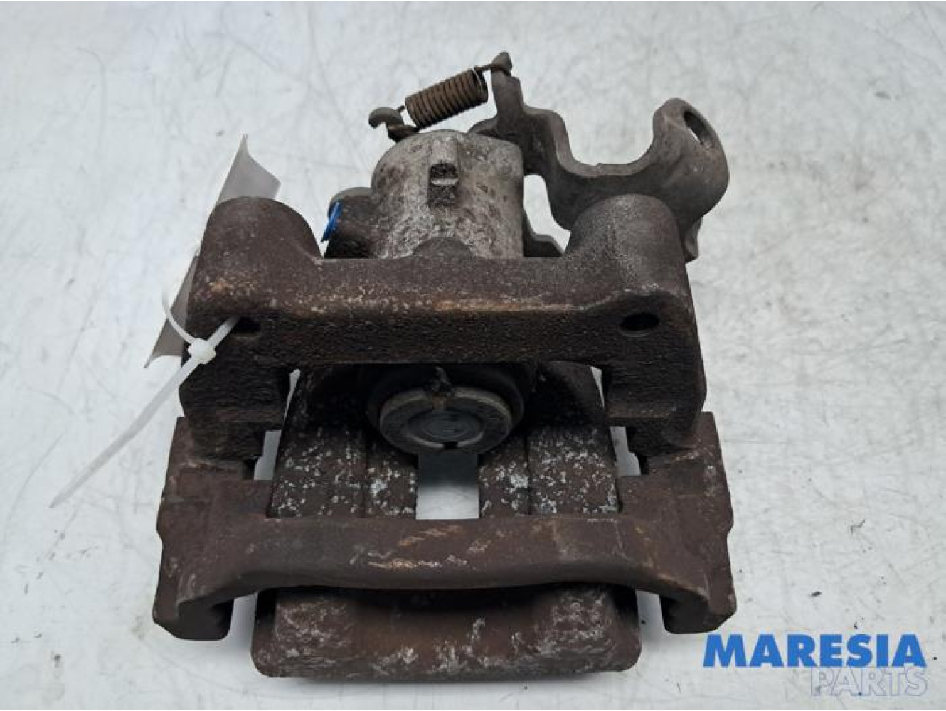 Peugeot - 5008 - Remklauw (Tang) links-achter