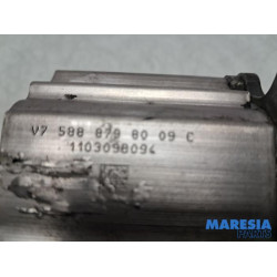 Peugeot - 5008 - Mechanical fuel pump
