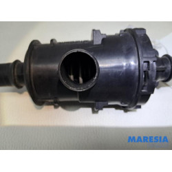 Renault - Trafic - Thermostat housing