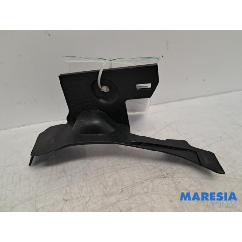 Renault - Twingo - Bumpersteun rechts-voor