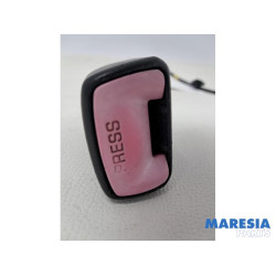 Citroen - C1 - Front seatbelt buckle, left