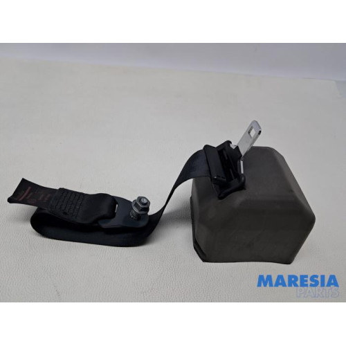 Peugeot - 308 - Rear seatbelt, left