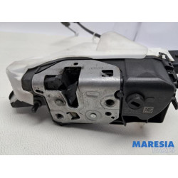 Peugeot - 308 - Door lock mechanism 4-door, front left
