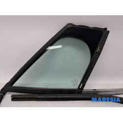 Peugeot - 308 - Quarter light, front right