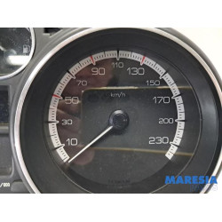 Peugeot - 308 - Instrumentenbrett