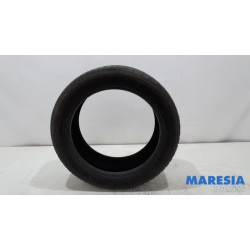 Peugeot - 308 - Pneu