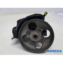 Citroen - Xsara Picasso - Power steering pump