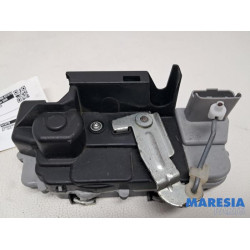 Citroen - Xsara Picasso - Rear door lock mechanism 4-door, left