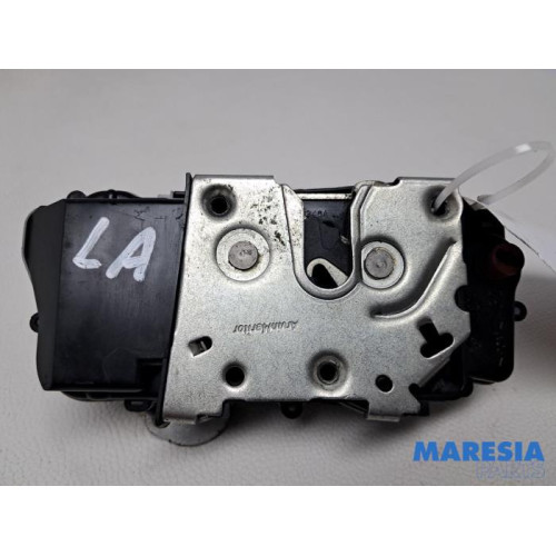 Citroen - Xsara Picasso - Rear door lock mechanism 4-door, left