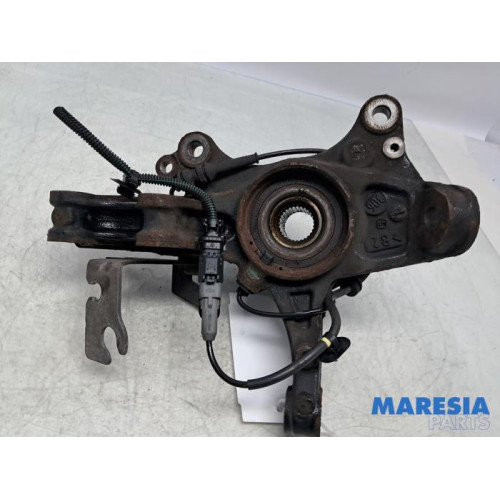 Peugeot - 308 - Fusee links-voor