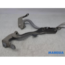 Peugeot - 308 - Motorhaube Scharnier