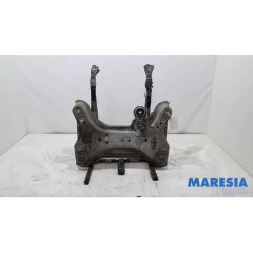 Renault - Trafic - Subframe