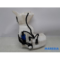 Peugeot - 308 - Front windscreen washer reservoir