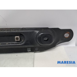 Peugeot - 308 - Barre radiateur